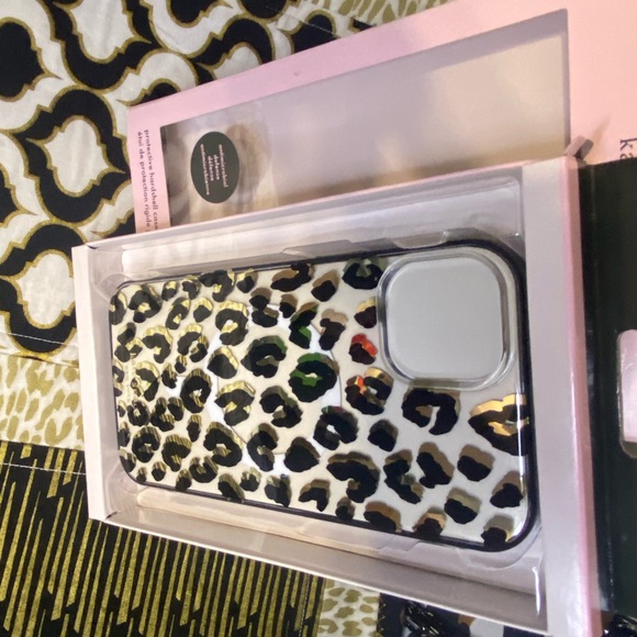 KATE SPADE LEOPARD IPHONE 14 PLUS CASE - Picture 6 of 6